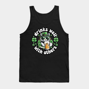 Drinks Well with others funny cat drinking beer St Patrick's day Tank Top